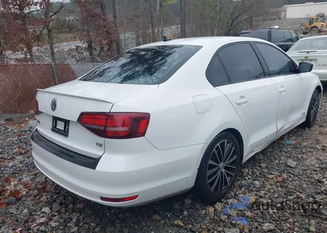 2016 Volkswagen Jetta 1.8T Sport z USA, uszkodzony, nr VIN 3VWD17AJ9GM386551